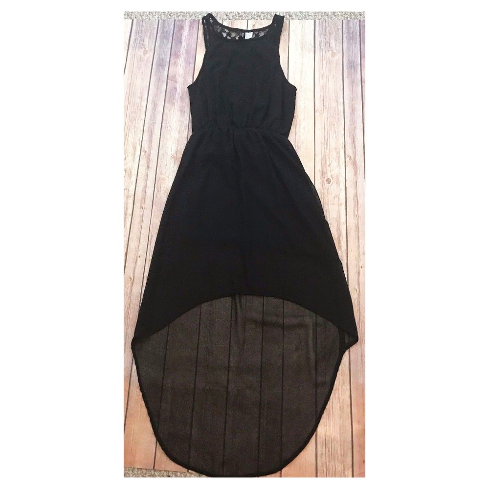 🌹SPRING SALE!🌹 H&M DIVIDED Dress Black Hi-Lo